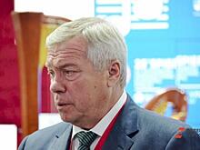 Василий Голубев провел урок мужества и встретился с юными казаками