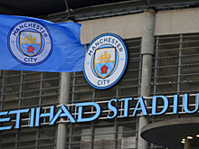 Экс‑главный тренер «Манчестер Сити» попал в больницу после того, как ему стало плохо в самолете