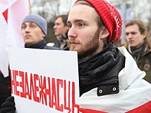 Белорусская милиция разрешила унижать Россию