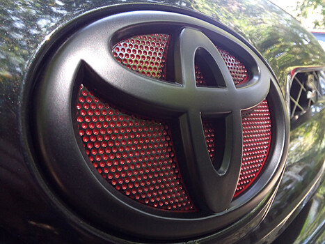 Объявлена дата премьеры нового кроссовера Toyota