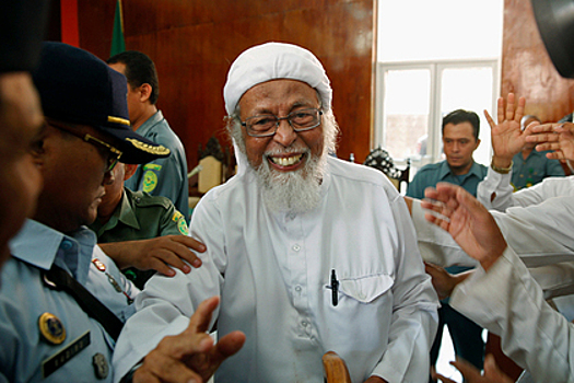 Лидера индонезийских террористов досрочно выпустят из тюрьмы