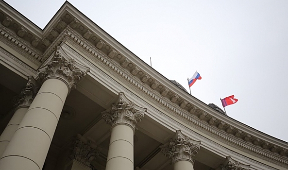 В Волгограде обладминистрация распродает свой автопарк