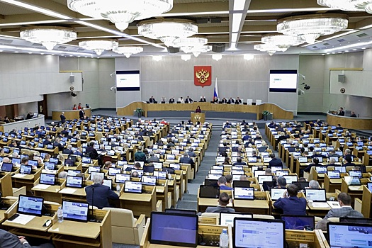 В Госдуме массово уволили помощников после скандала с продажей мест на круглые столы