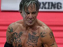 Микки Рурк закрутил роман с россиянкой
