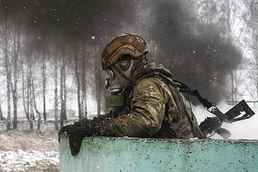 «Пытаются бороться с нами запрещенными методами». ВСУ применили под Курахово химическое оружие