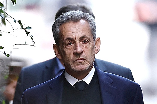 Саркози напишет книгу "Дневник заключенного", он провел в тюрьме 21 день