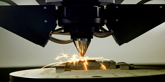 Сложные детали машин в «Ростехе» печатают на 3D-принтерах