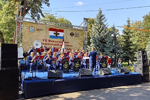 В Самаре прошел международный патриотический фестиваль "Самарское Знамя"