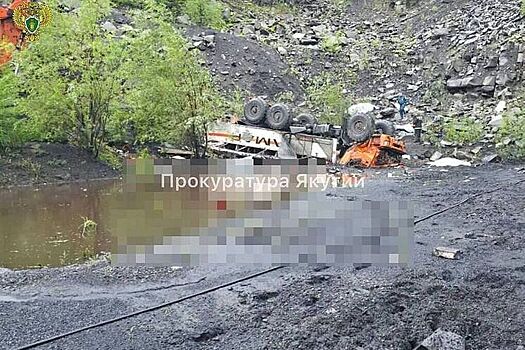 Камера сняла момент смертельного ДТП в Якутии, в котором погибли вахтовики