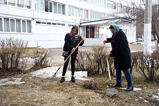 Свыше 5 тысяч жителей Балашихи вышли на общегородской субботник
