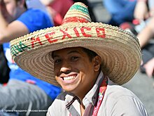 Столичные полицейские вернули потерянный мобильный телефон мексиканцу