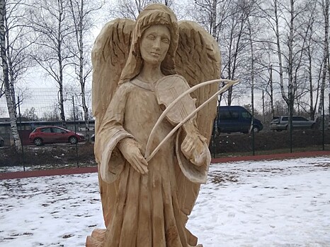 В сквере города Кимры поселился "Ангел со скрипкой"