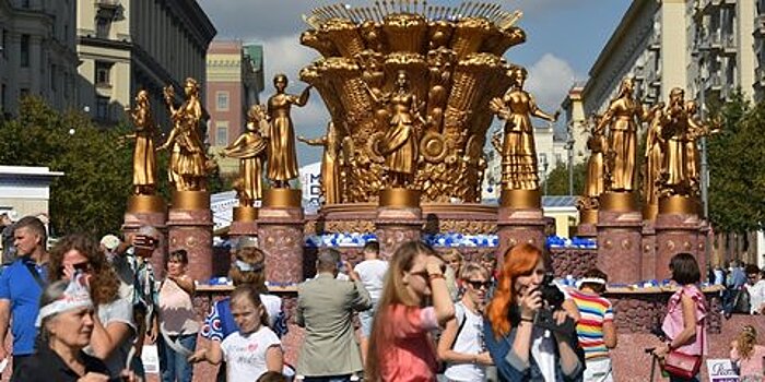 Более 45 тысяч порций мороженого купили участники празднования Дня города Москвы