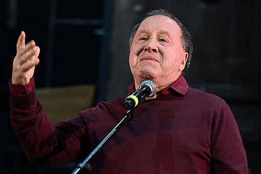 Mash: актеру Владимиру Стеклову удалили злокачественную опухоль