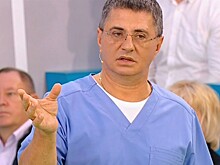 Мясников объяснил, кому и зачем нужно прививаться от COVID