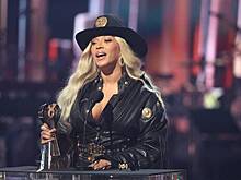 Бейонсе разрешила Камале Харрис идти на выборы под свою песню