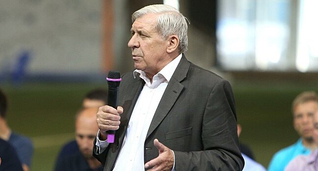 «В России денег до чертовой матери, а пенсии поднять не могут. Средняя должна быть хотя бы тысяч 50. Как выживать пенсионерам, если половина уходит на коммуналку?» Пономарев о выплатах