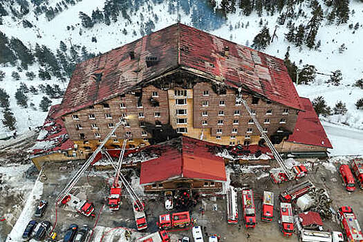 В Турции 11 фигурантов дела о пожаре на курорте Карталкая получили пожизненные сроки