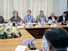 Зачем Шнуров вновь приходил в Госдуму