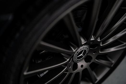 Жители Владивостока предлагают способы проучить хама на Mercedes