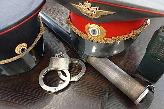 В Новосибирске полицейского арестовали за пособничество в должностных преступлениях