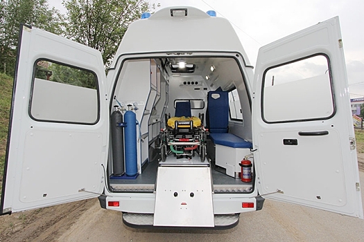 В Гуково автомобили скорой помощи ездили на вызовы без оборудования