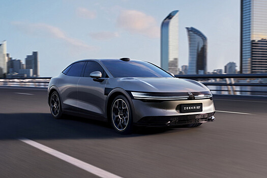 Седан Zeekr 007 от Geely начинает карьеру с ажиотажного спроса