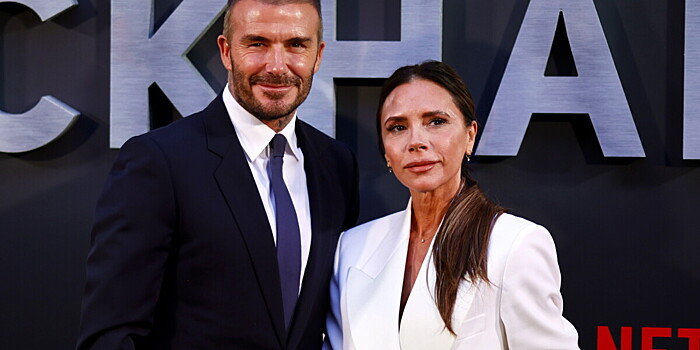 Дэвид и Виктория Бекхэм приманили папарацци в район своего проживания и разозлили соседей