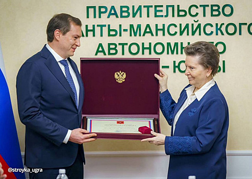 Замгубернатора ХМАО Ислаев получил награду от Путина за восстановление Макеевки