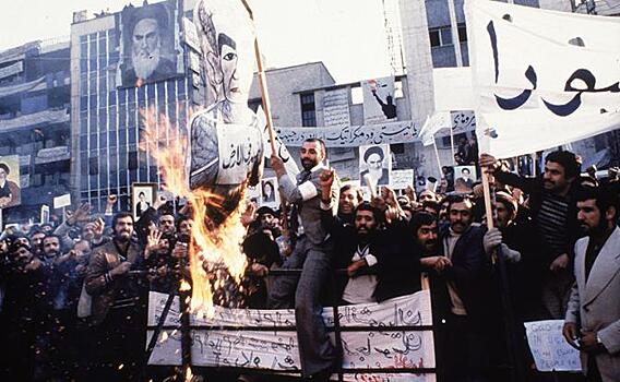 Маршал Куликов: «Какая революция в Иране, красная или белая?» Он был поражен ответом начальника ГРУ