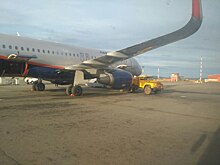 Вылет самолета Мурманск-Москва задерживается почти на 12 часов