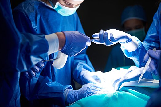 В Клину урологи провели сложную операцию по удалению камня из мочевого пузыря 66-летнему пациенту