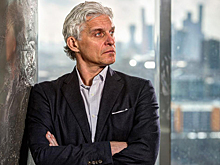 За что в Британии задержали Тинькова и что ему грозит