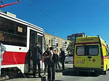 В Самаре в утренний час пик из-за падения пассажира встали трамваи на проспекте Ленина