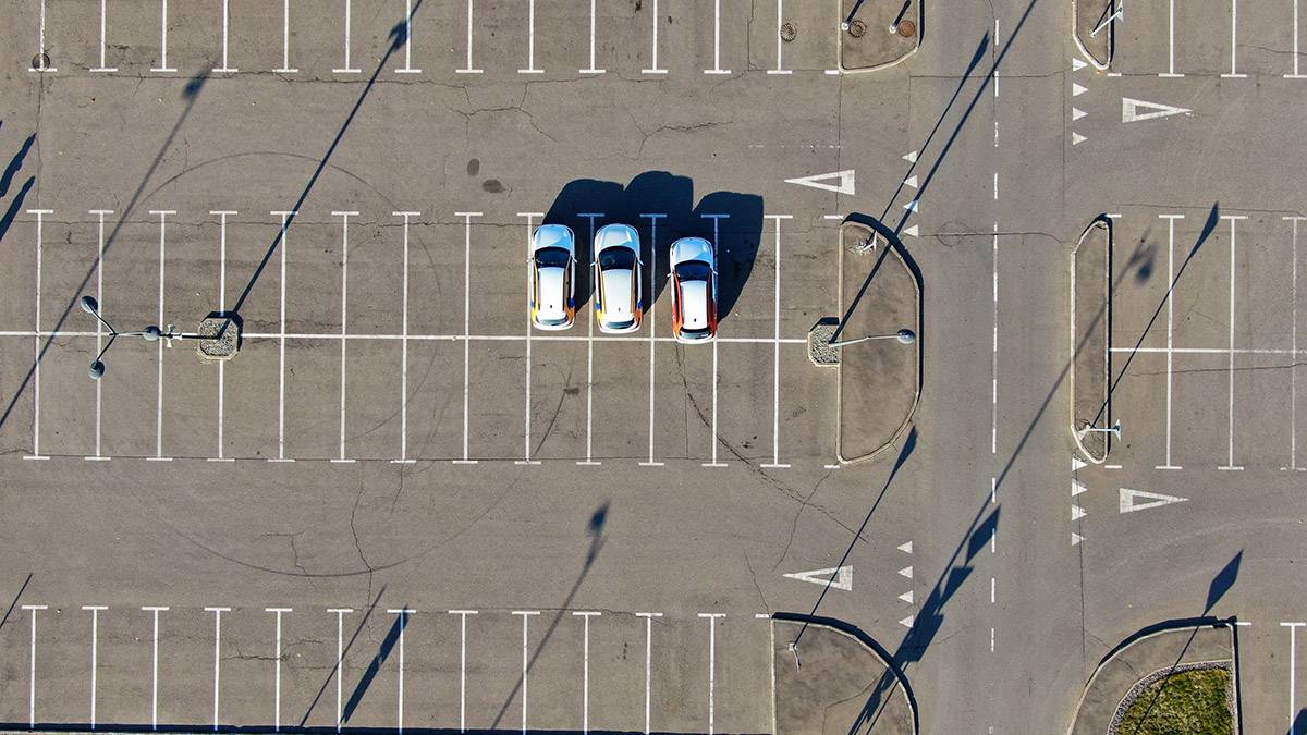 Москвичи смогут приобрести абонементы на перехватывающей парковке в Митине