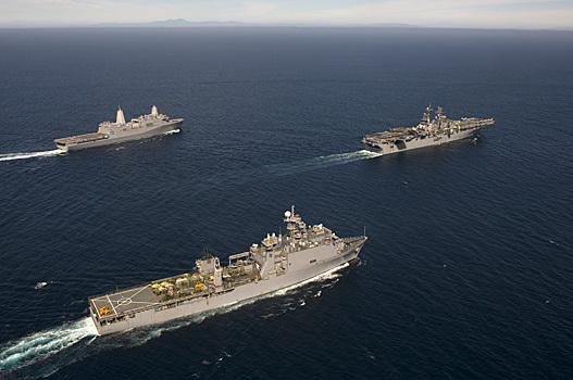 США начали экономить на боевых кораблях