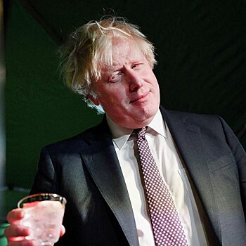 Экс-премьер Британии Джонсон согласился дать показания в парламенте о вечеринках в период локдауна