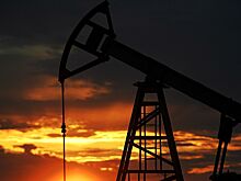 Мировые цены на нефть растут на 2%
