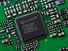 Qualcomm вступила в гонку AI-чипов