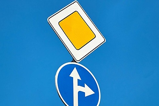 Новые дорожные знаки установят в столичном районе Восточный на средства от парковок