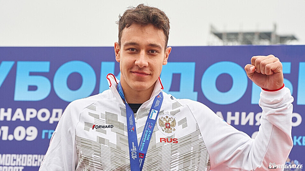 Каноист Захар Петров вышел в полуфинал Олимпиады в Париже