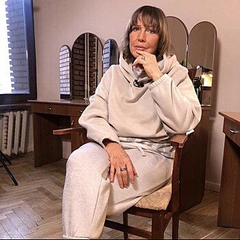Елена Проклова покинула Москву