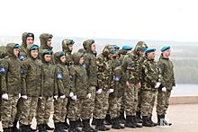 Воспитанники нижегородского лагеря «Хочу стать десантником» поучаствовали в параде