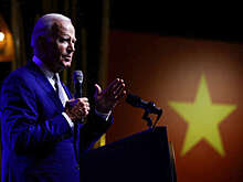 Американский сенатор Ромни призвал Байдена отказаться от участия в выборах