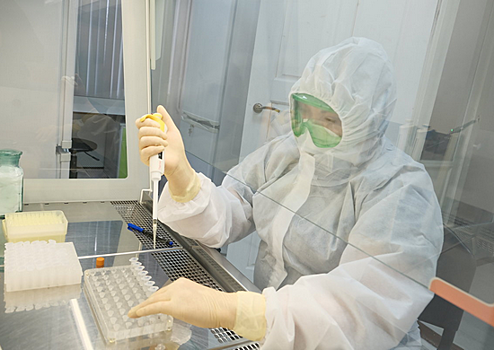 Более 220 военных медиков направили в Подмосковье для борьбы с COVID-19