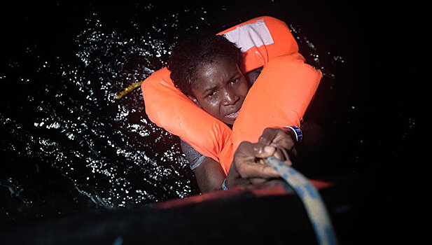 В Средиземном море пропало без вести более 120 мигрантов