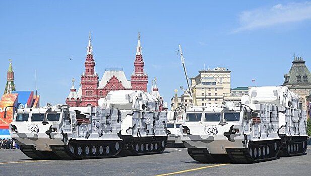 Военный эксперт рассказал, зачем российской армии новые ЗРК "Тор-М2ДТ"