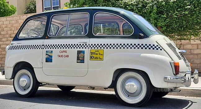 Крохотный, но быстрый микроавтобус Fiat Multipla из 60-х