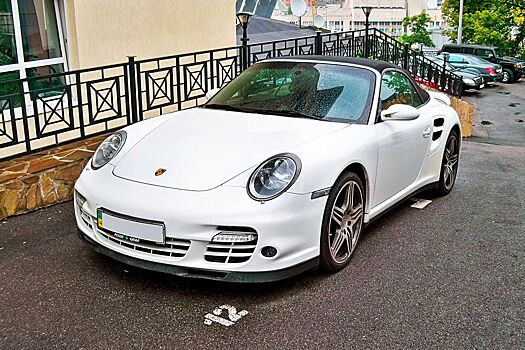 Украинцы любят Porsche больше ВАЗа