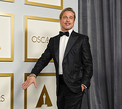 Брэд Питт пошутил над Леонардо Ди Каприо во время церемонии «Оскар»